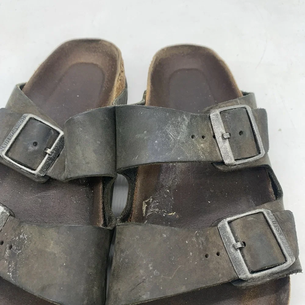Birkenstock Sandals Womens 9 Mens 7 Brown Leather Comfortable Footbed Slides 260